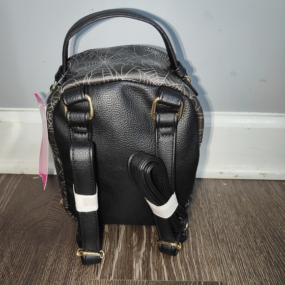 NWT Betsey Johnson Cat Vampire Spider Web Mini Backpack - Picture 5 of 16